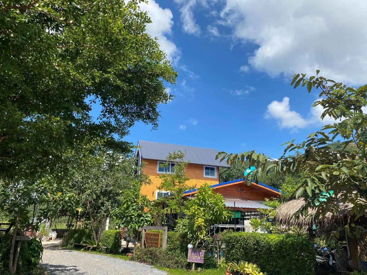 Baan I-A-Run Resort Pak Chong エクステリア 写真