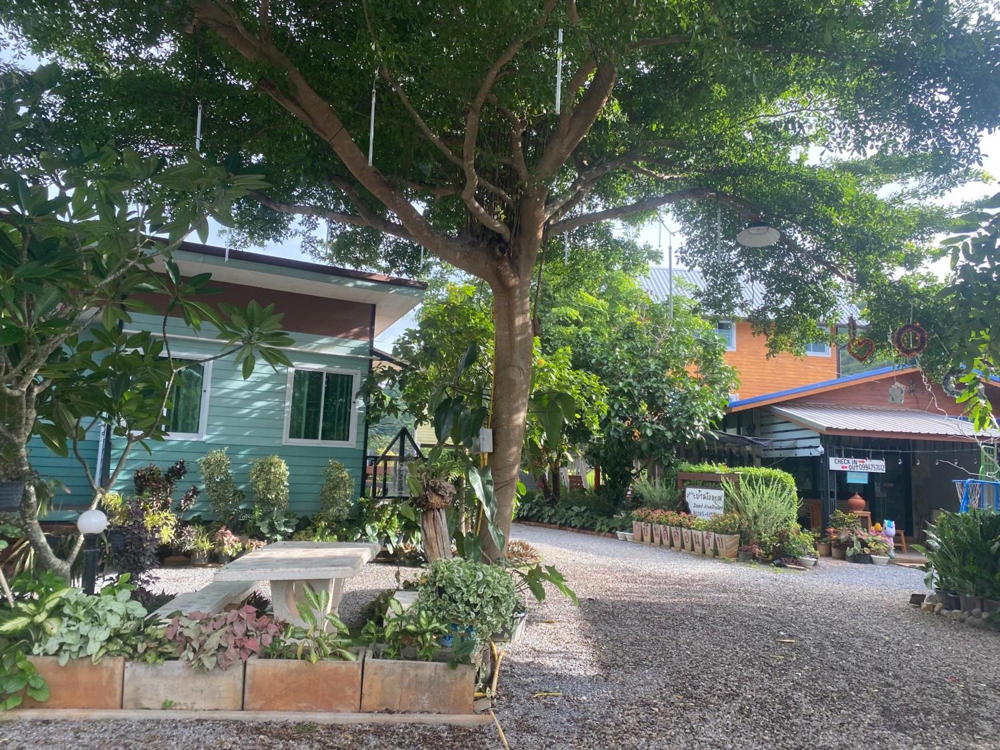 Baan I-A-Run Resort Pak Chong エクステリア 写真